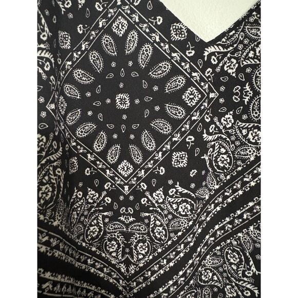 Olivia Grey Black & White Bandana Print Cami Tank - Picture 4 of 4